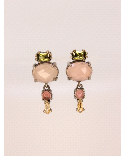 <P>Pendientes de plata de primera ley (925) con cuarzo rosa y circonitas en color verde, granate y melocotón.</P>
<P>Cierre de 