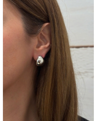 <P>Pendientes de plata de primera ley (925)</P>
<P>Cierre de presión.</P>
<P>Medida 19 mm x 14,5 mm.</P>