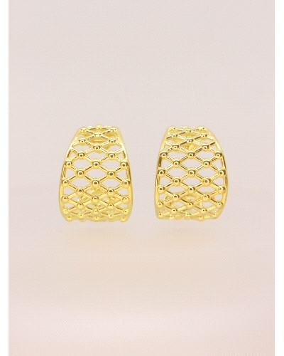<P>Pendientes de plata de primera ley (925) bañados en oro amarillo de 18kt.</P>
<P>Cierre de presión.</P>
<P>Medida: 18 x 13 