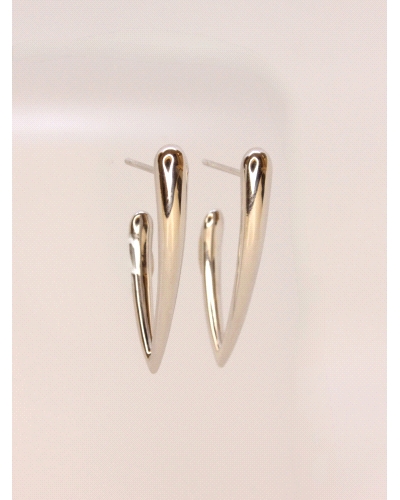<P>Pendientes de plata de primera ley (925) con baño de rodio.</P>
<P>Cierre de presión.</P>
<P>Medida : 34 mm</P>
<P>&nbsp;<