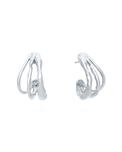 <P>Pendientes de plata de primera ley (925) bañados en oro amarillo de 18kt.</P>
<P>Cierre de presión.</P>
<P>Medida: 2,5 x 1,