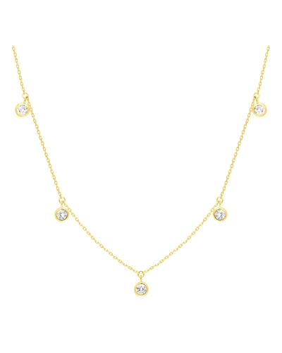 <P>Collar de oro amarillo 9k y 5 circonitas en chatón.</P>
<P>Largo de cadena: 40- 42 cm<BR></P>