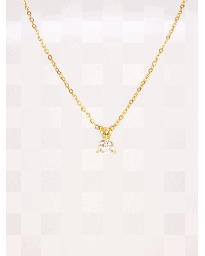 <P>Collar de oro amarillo 9k y diamante de laboratorio.</P>
<P>Medida de colgante: 0,25 qt</P>
<P>Largo de cadena: 40- 42 cm</