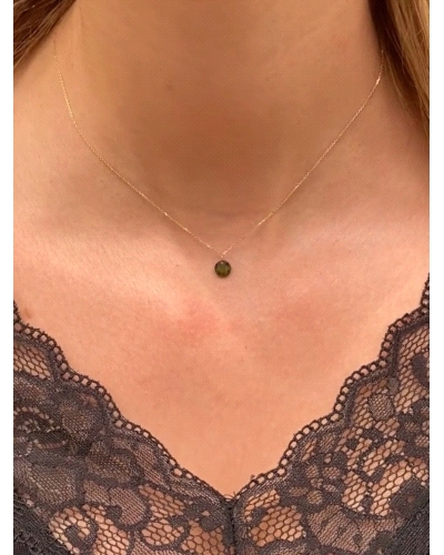 <P>Collar de oro amarillo 18k y circonita oliva.</P>
<P>Medida de colgante:&nbsp;6 x&nbsp;6 mm</P>
<P>Largo de cadena: 40 cm<B