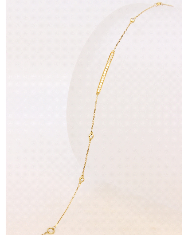 <P>Pulsera de oro amarillo 9k y circonitas blancas.</P>
<P>Medida: 16,5 - 18 cm</P>