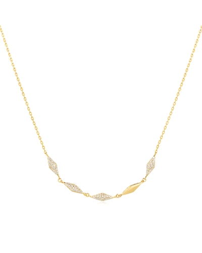 <P>Collar de plata (925) con baño de oro amarillo.</P>
<P>Medida: Ajustable a 40cm , 43cm y 45cm</P>