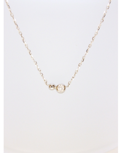 <P>Collar de plata (925)</P><BR>
<P>Medida: Ajustable a 38cm - 40cm y 42cm</P>