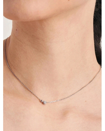 <P>Collar de plata (925)</P><BR>
<P>Medida: Ajustable a 38cm - 40cm y 42cm</P>