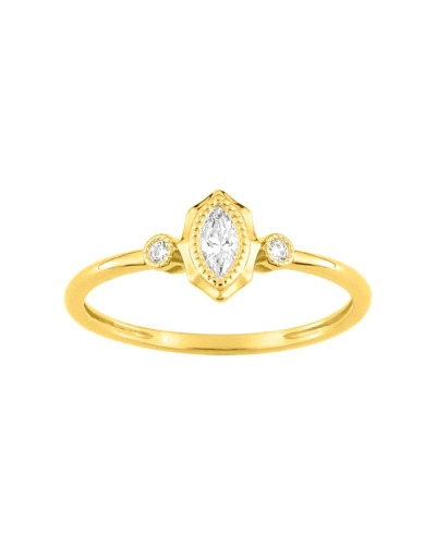 <P>Anillo de oro amarillo de 9 quilates con circonitas blancas.</P>
<P>Si necesitas una talla distinta a la indicada en la caja