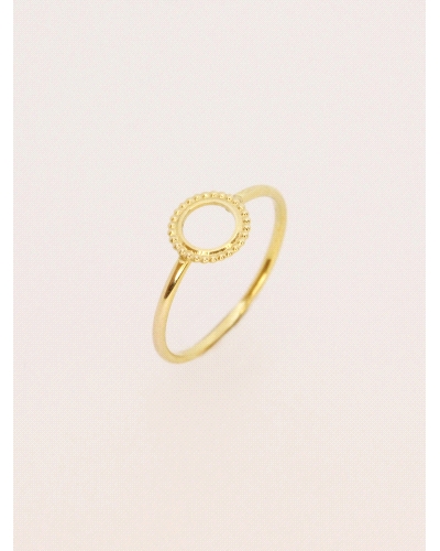 <P>Anillo de oro amarillo de 9 quilates.</P>
<P>Si necesitas una talla distinta a la indicada en la caja de tallas, ponte en co