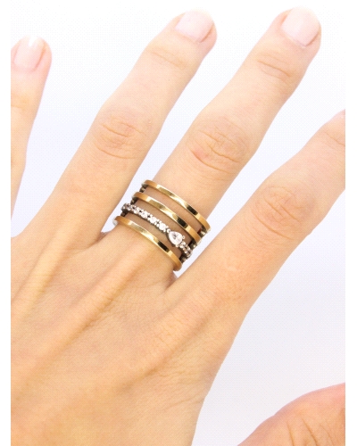 <P>Anillo de plata de ley (925) y láminas de oro macizo. </P>
<P>Espinelas blancas.</P>
<P>Si necesitas una talla distinta a l