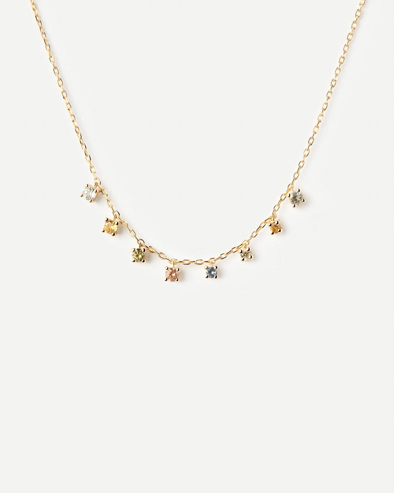 Collar cadena de plata bañada en oro con ocho colgantes de circonitas cúbicas multicolores