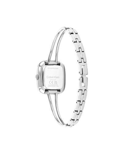 El Calvin Klein CK 25100131 Adore es un reloj de cuarzo para mujer en acero inoxidable plateado, con caja rectangular de 20,8 mm