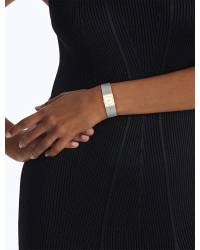 El reloj Calvin Klein CK 25100139 'Pulse' es un elegante modelo minimalista para mujer, con un distintivo diseño bicolor: caja c