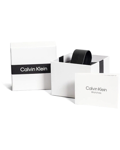 El CK 25100099 Adore es un reloj analógico para mujer, con caja rectangular de acero inoxidable dorado de 26 mm de ancho y braza