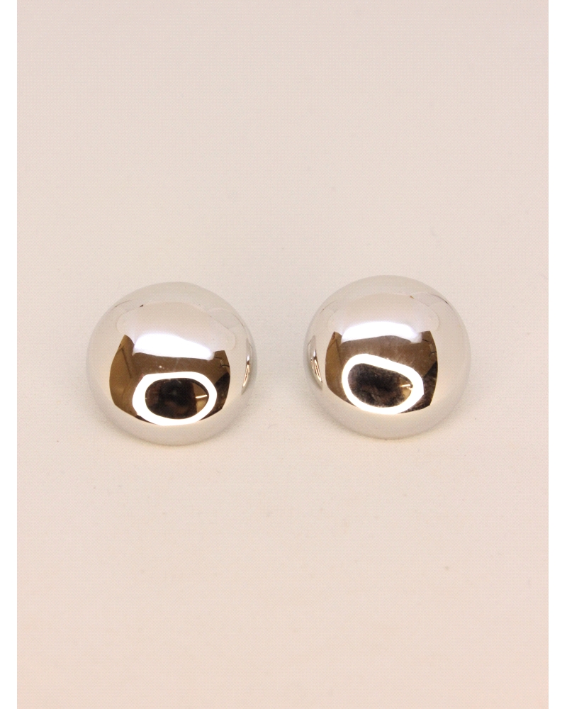 <P>Pendientes de plata de primera ley (925)</P>
<P>Cierre de presión.</P>
<P>Medida: 19 mm de diametro.</P>