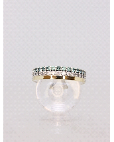 <P>Anillo de plata de ley (925) y láminas de oro macizo. </P><BR>
<P>Espinelas verdes.</P><BR>
<P>Si necesitas una talla disti