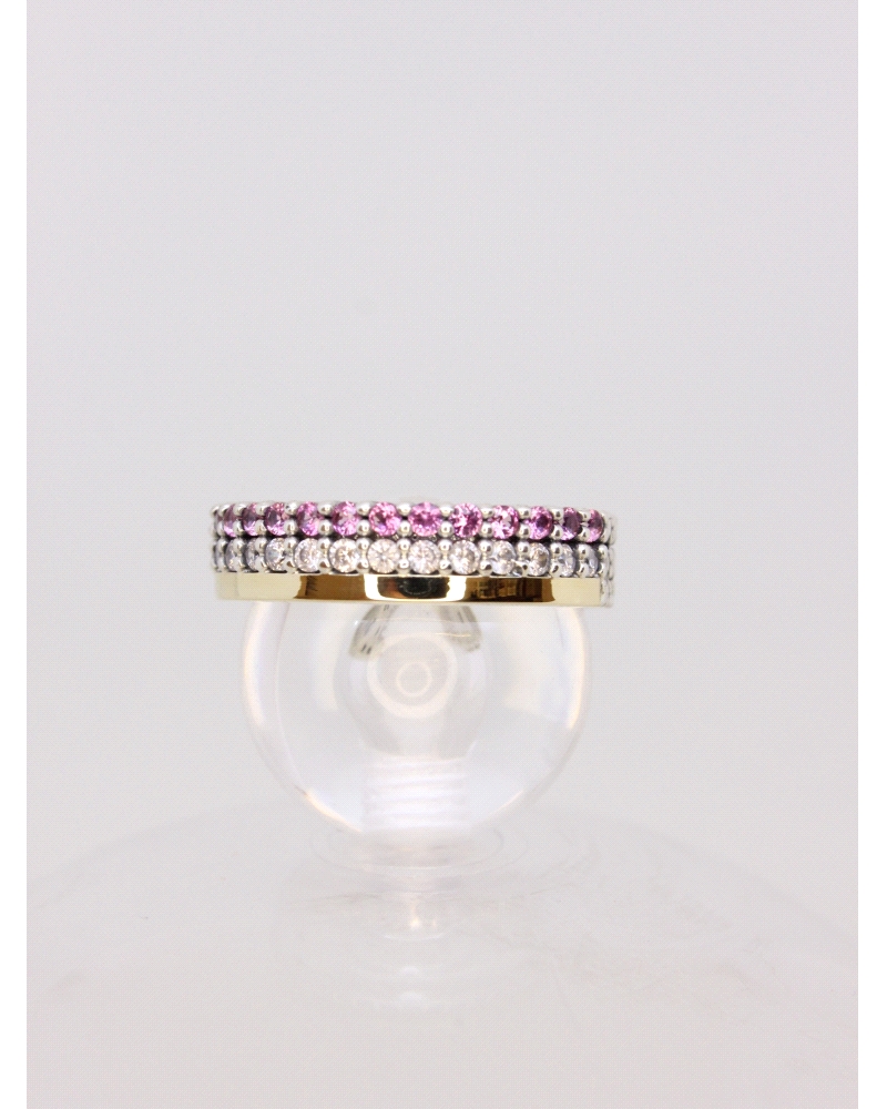 <P>Anillo de plata de ley (925) y láminas de oro macizo. </P>
<P>Espinelas fucsia.</P>
<P>Si necesitas una talla distinta a la