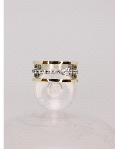 <P>Anillo de plata de ley (925) y láminas de oro macizo. </P>
<P>Espinelas blancas.</P>
<P>Si necesitas una talla distinta a l