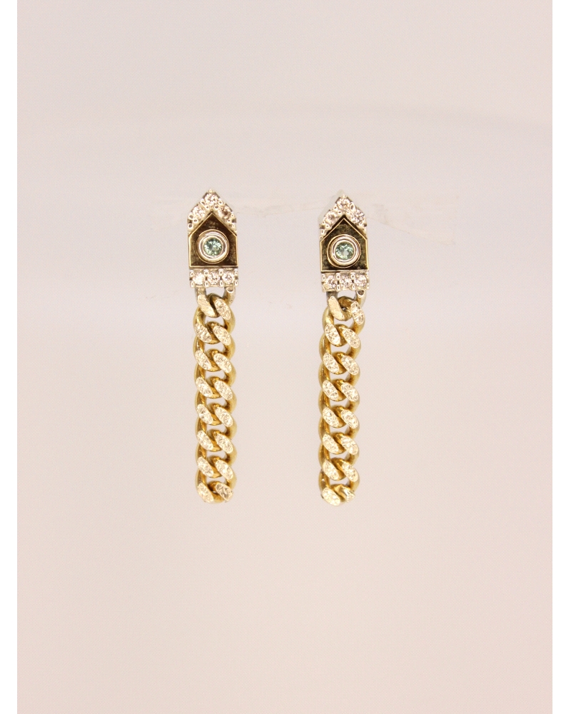 Pendientes de plata de ley ( 925) con laminas de oro. Cierre de presión.