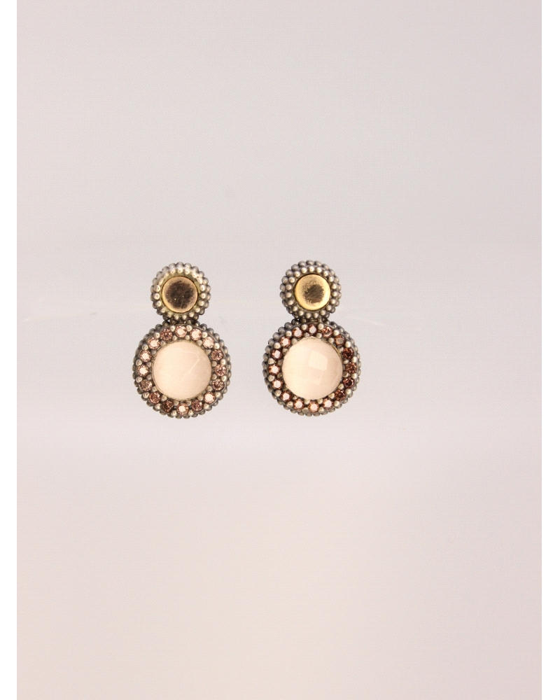 <P>Pendientes de plata de primera ley (925) con lamina de oro y cuarzo rosa.</P>
<P>Cierre de presión.</P>
<P>Medida: 13 x 8,5