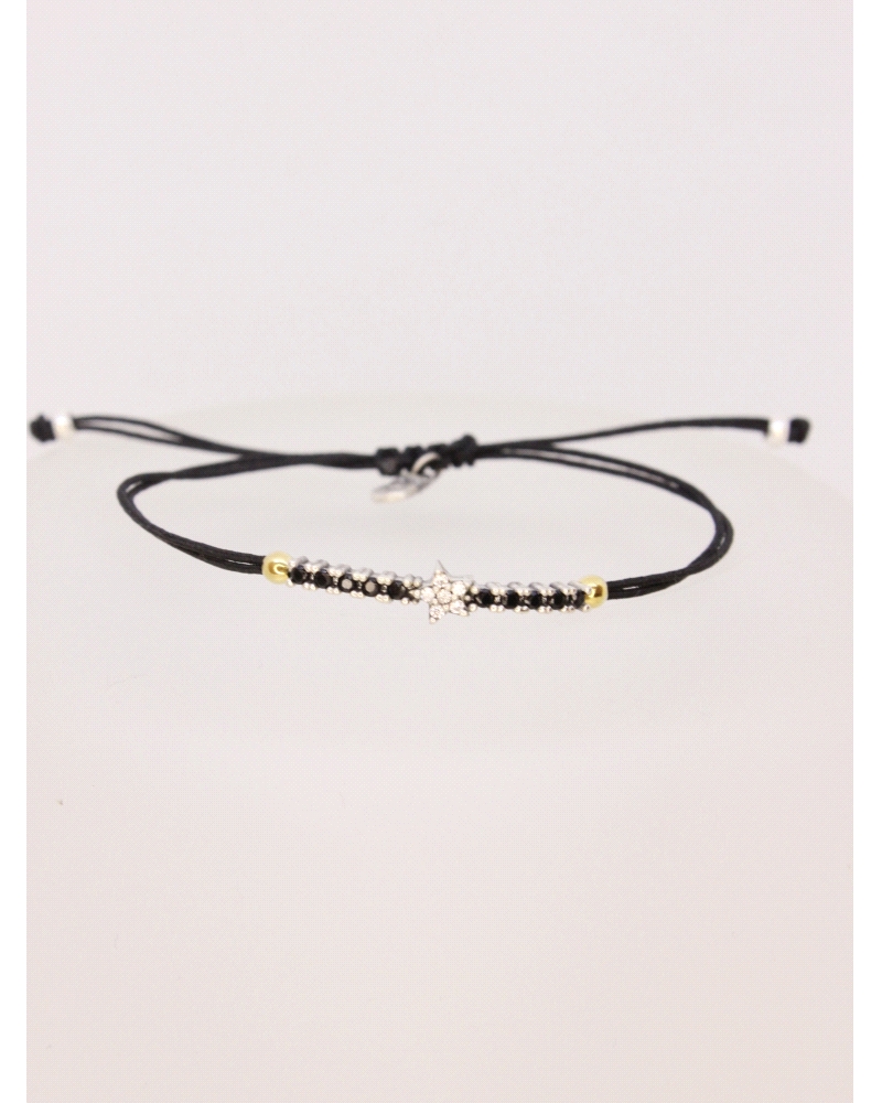 Pulsera de plata de ley con espinelas negra y circonitas. Ajustable a todas las medidas mediante cierre en forma de nudo correde