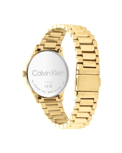 El Calvin Klein 25200043 es un reloj unisex minimalista en acero dorado. Tiene caja de 35 mm, movimiento de cuarzo, cristal mine